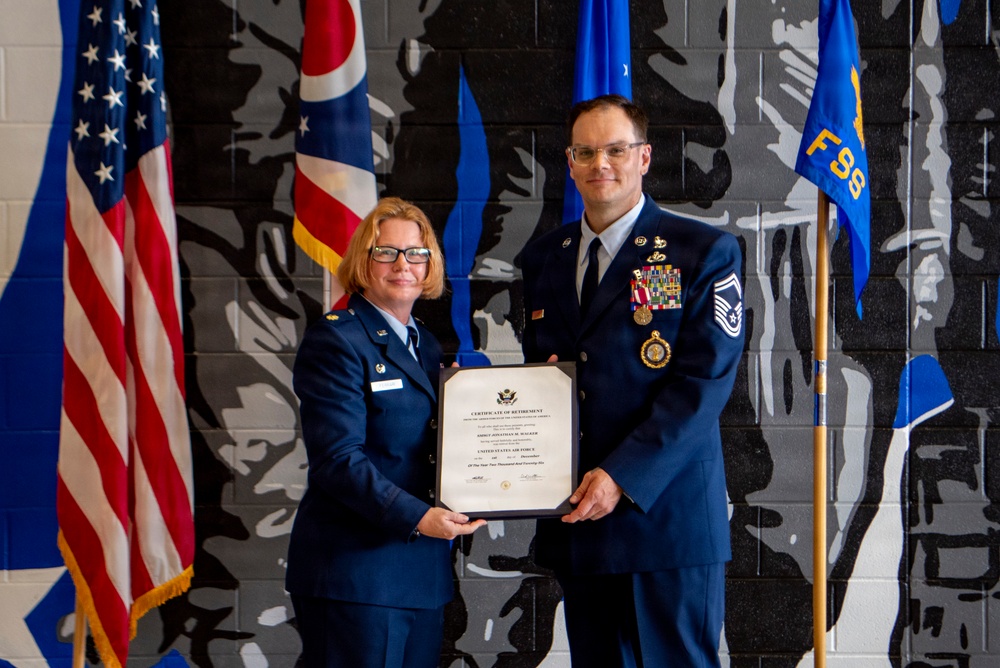 Senior Master Sgt. Walker retires from military service