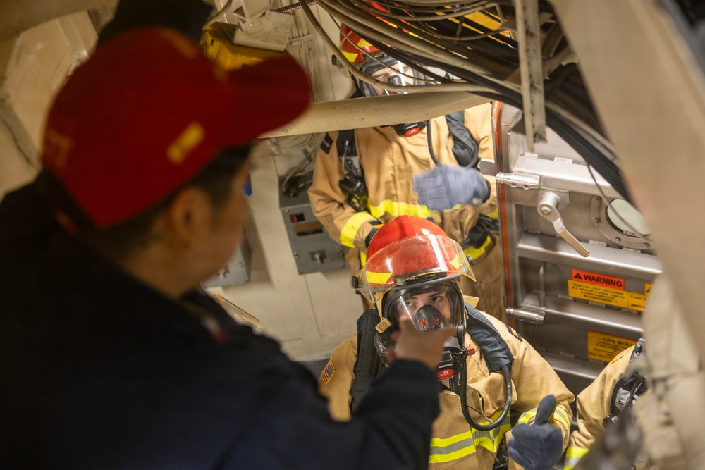 USS Roosevelt (DDG 80) Sailors Conduct General Quarters Drill