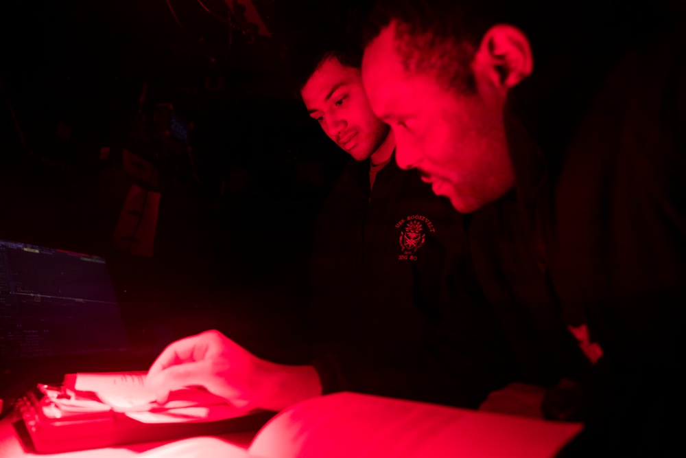 Topside Operations Aboard USS Roosevelt (DDG 80)