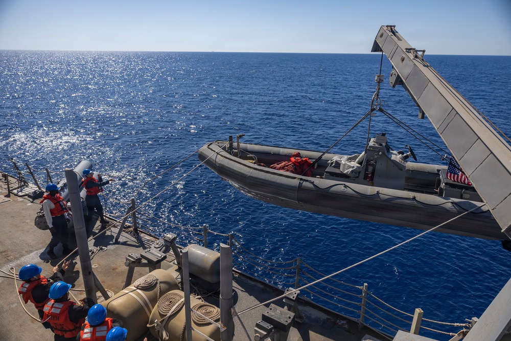 Boat Ops For USS Roosevelt (DDG 80) Sailors