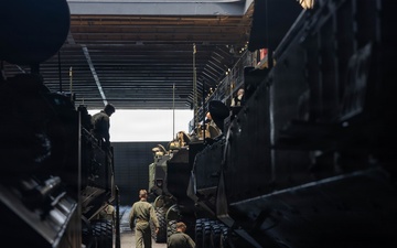 3rd AA Bn. conduct amphibious training during QUART