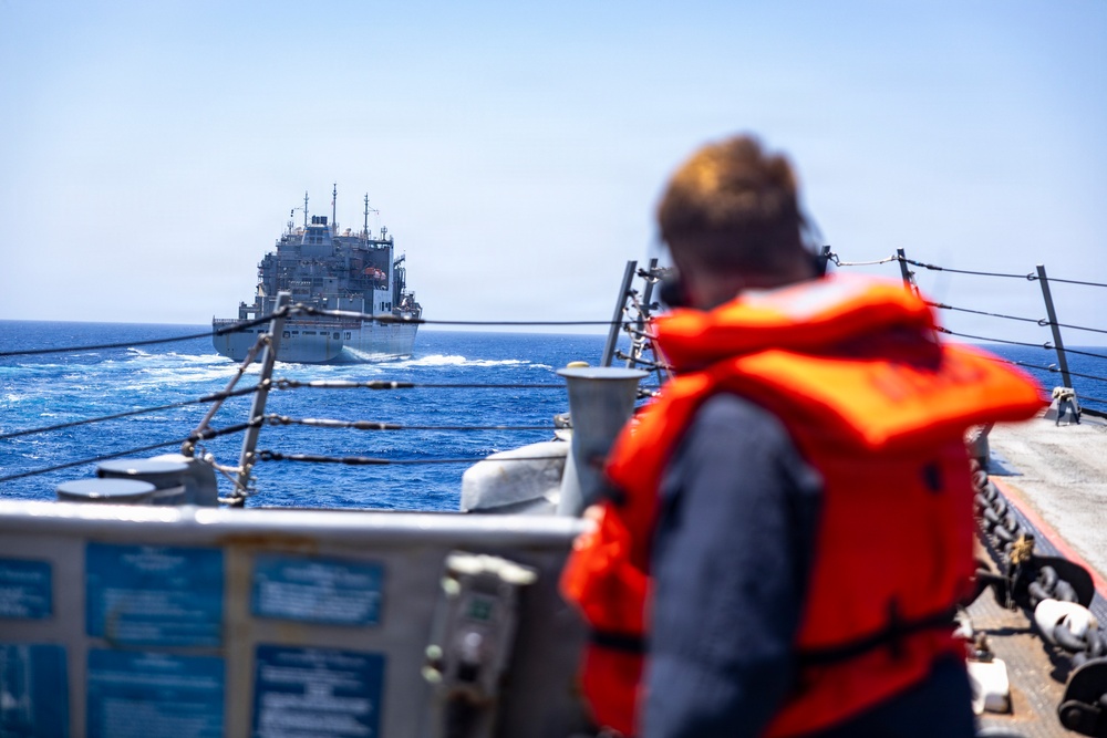 USS Roosevelt (DDG 80) Conducts RAS with USNS William McLean (T-AKE 12)