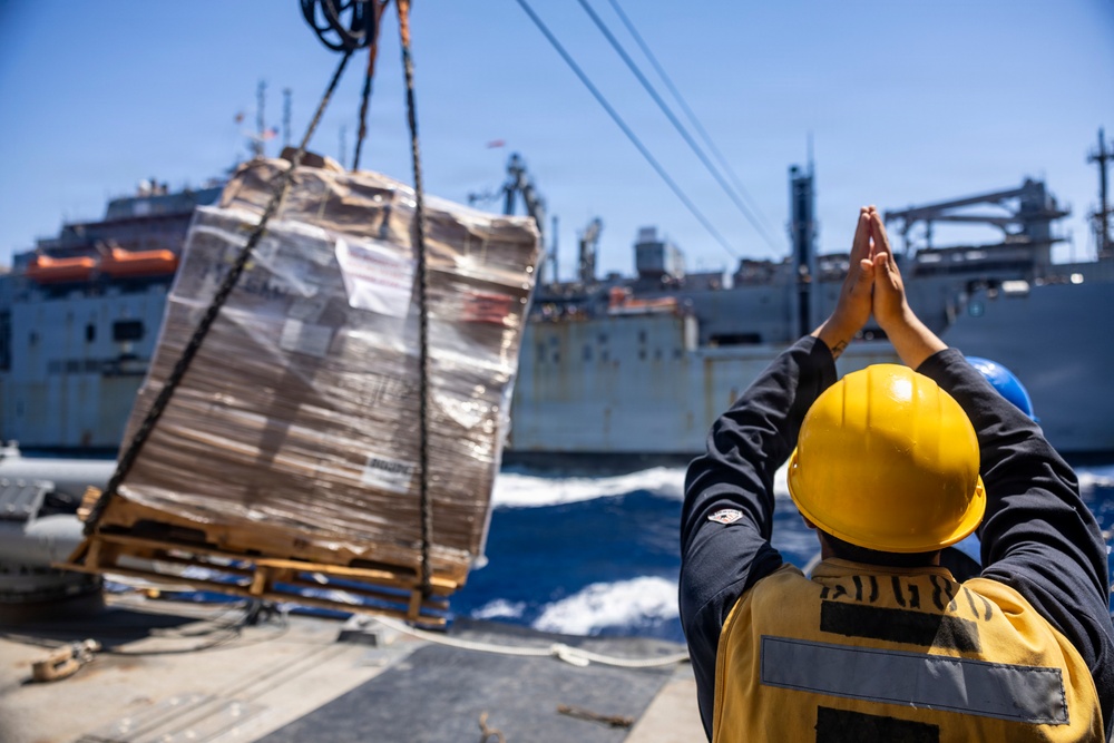 USS Roosevelt (DDG 80) Conducts RAS with USNS William McLean (T-AKE 12)