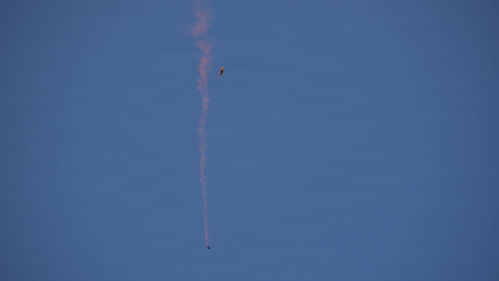 Golden Knights Drop Into the Rochester International Airshow