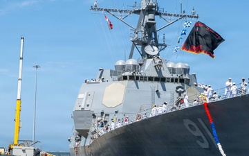 USS Pinckney returns to San Diego Following Operations in the Indo-Pacific and Middle East
