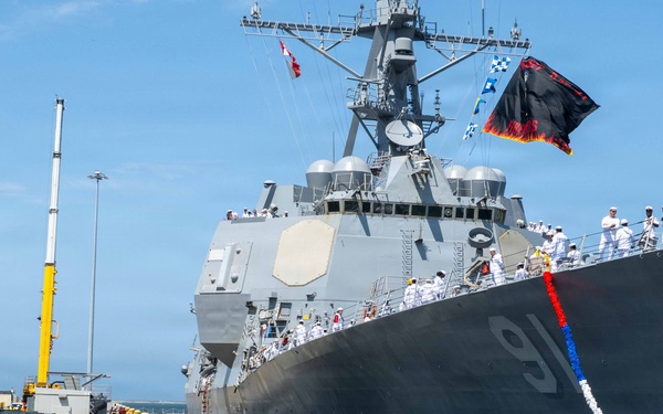 USS Pinckney returns to San Diego Following Operations in the Indo-Pacific and Middle East