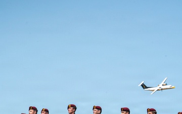 Golden Knights Drop Into the Rochester Airshow
