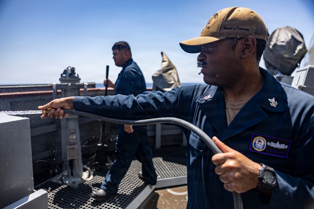 Fresh Water Washdown With USS Roosevelt (DDG 80) Crew