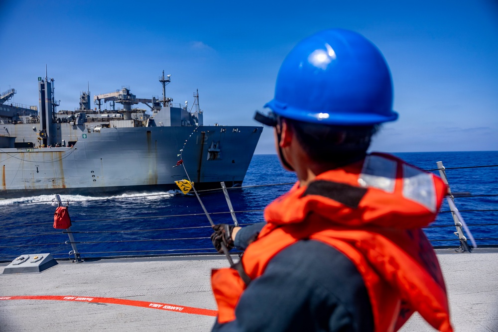 USS Roosevelt (DDG 80) RAS With USNS William McLean (T-AKE 12)