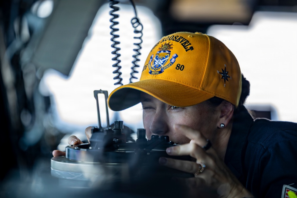 Pilothouse Operations Aboard USS Roosevelt (DDG 80)