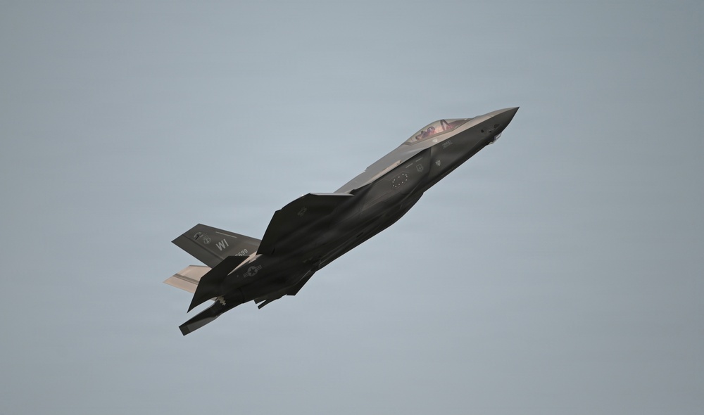 Defenders of Freedom Airshow 2026