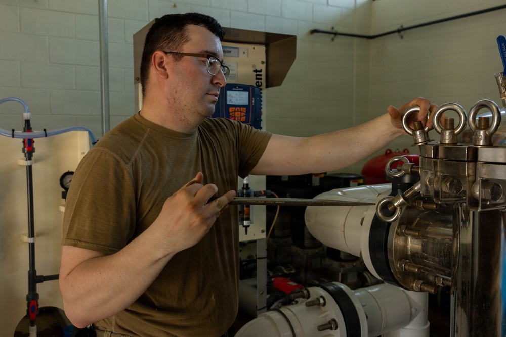 MWSS-171 Marines Partner with Airmen to Maintain Base Infrastructure