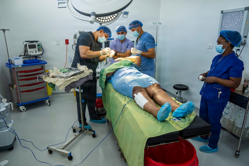 Shared expertise strengthens health security during Amistad 2026