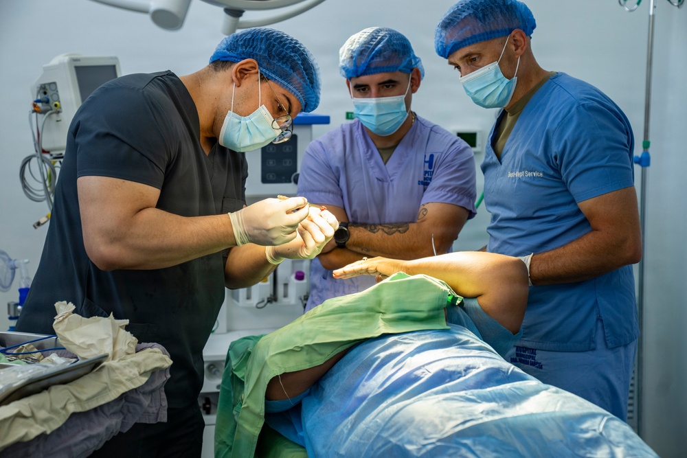 Shared expertise strengthens health security during Amistad 2026