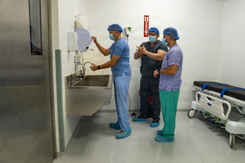 Shared expertise strengthens health security during Amistad 2026