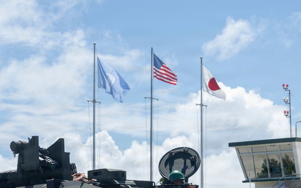 Naval Beach Unit 7 lands 31st MEU on Okinawa