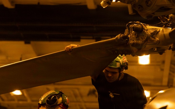 Abraham Lincoln Conducts Aircraft Maintenance