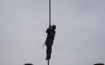 U.S. Marines Conduct Fast Rope Drills Aboard USS Boxer