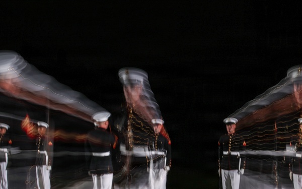 Lt. Gen. Bowers Hosts Senate Armed Services Directors for Evening Parade at Marine Barracks Washington