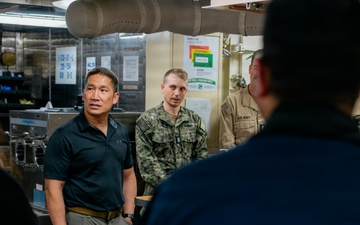 Acting SECNAV Observes EOD Training Onboard USS Fitzgerald