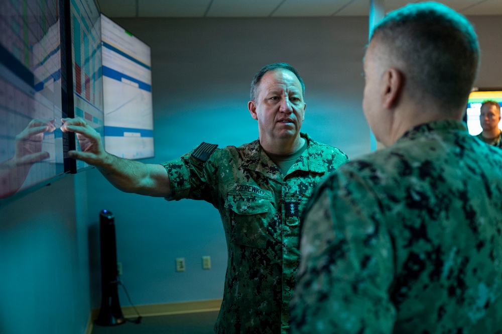 Chief of Naval Personnel Visits CNRC
