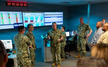 Chief of Naval Personnel Visits CNRC