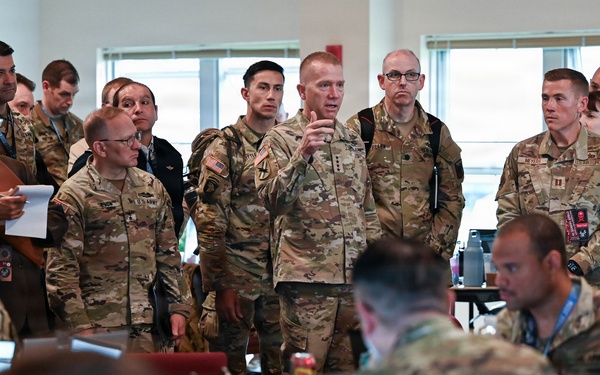 VCNGB Visits Connecticut National Guard