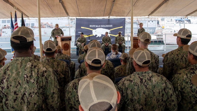 USS Kansas City (LCS 22) Conducts Change of Command Ceremony