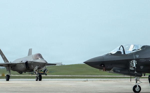 Defenders of Freedom 2026 soars over Greater Omaha