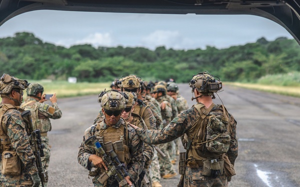 PANAMAX-26: V1/6, Partner forces conduct helicopter loading and security drills