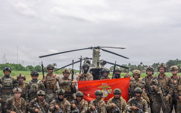 PANAMAX-26: V1/6, Partner forces conduct helicopter loading and security drills