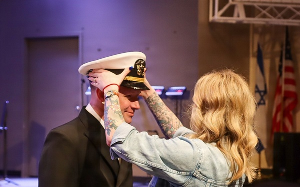 Ensign Brian Kloppenburg is Commissioned in the U.S. Navy