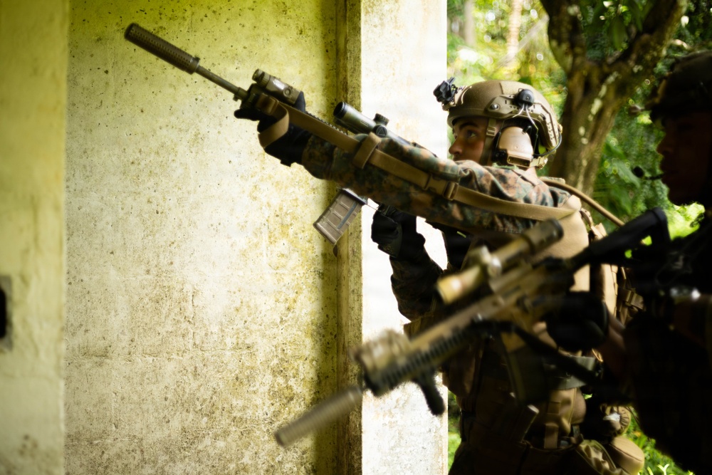 LCF-24: V32 MSOT 8014 CQB Training