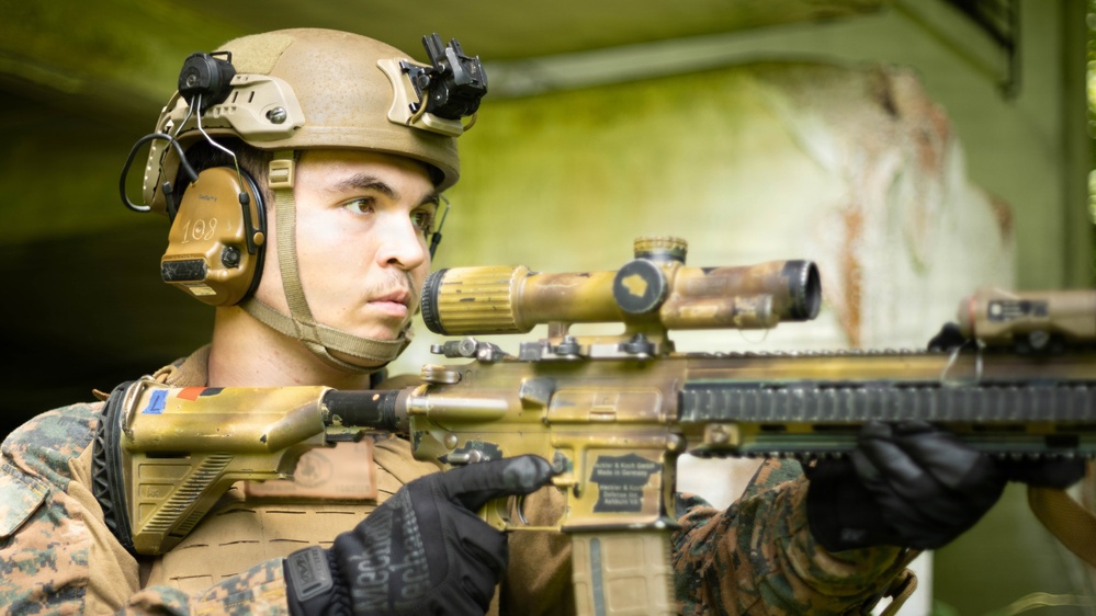 LCF-24: V32 MSOT 8014 CQB Training