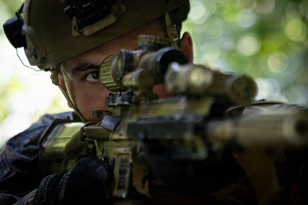 LCF-24: V32 MSOT 8014 CQB Training