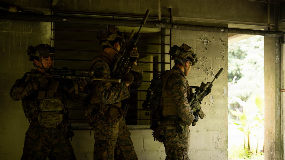 LCF-24: V32 MSOT 8014 CQB Training
