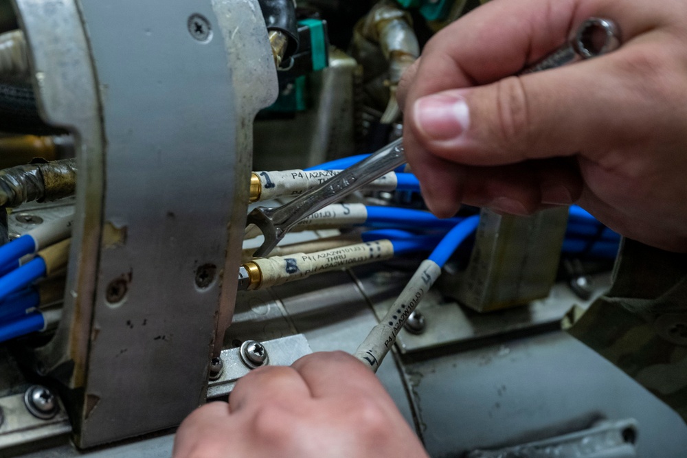 35th Maintenance Squadron avionics technicians ensure F-16 readiness