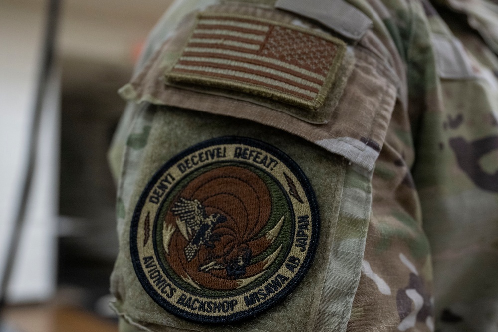35th Maintenance Squadron avionics technicians ensure F-16 readiness