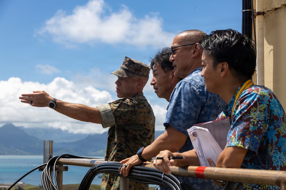 Consul-General of Japan in Honolulu Visits MCBH
