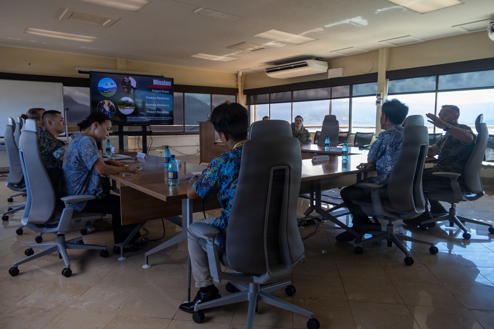 Consul-General of Japan in Honolulu Visits MCBH