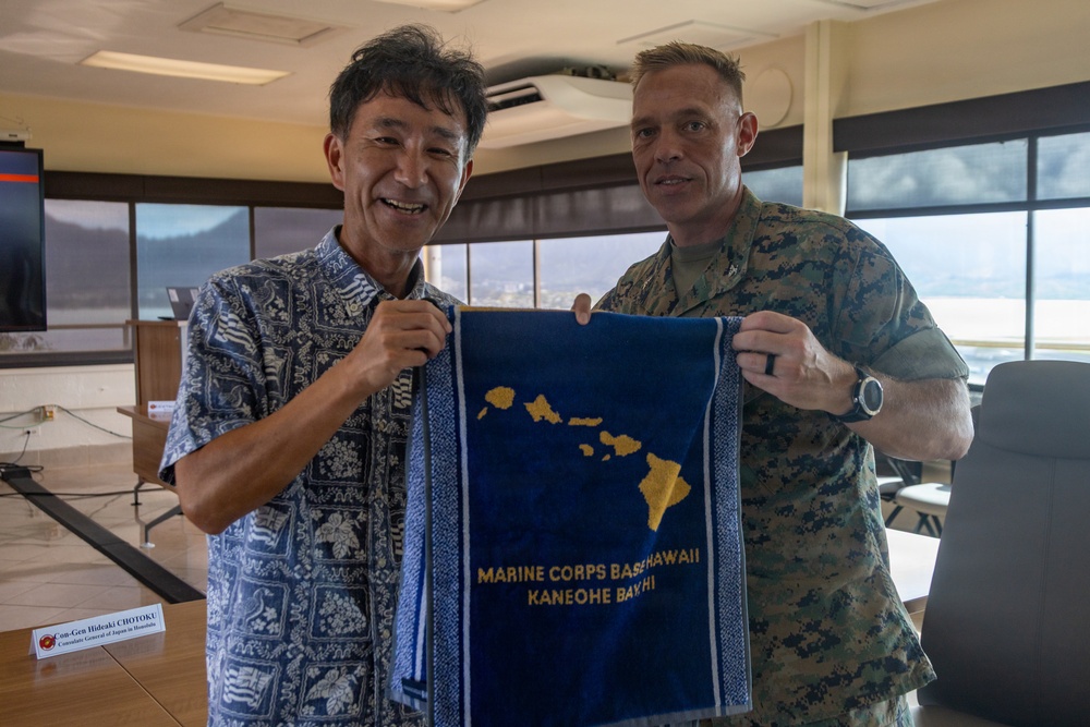Consul-General of Japan in Honolulu Visits MCBH