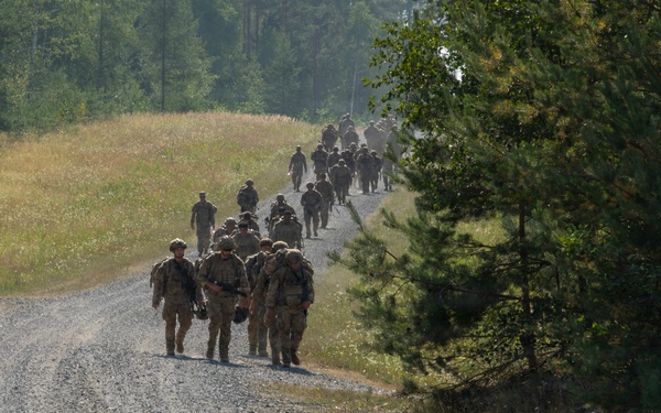 USAREUR-AF Best Squad Competition—hot load onto a CH-47 Chinook