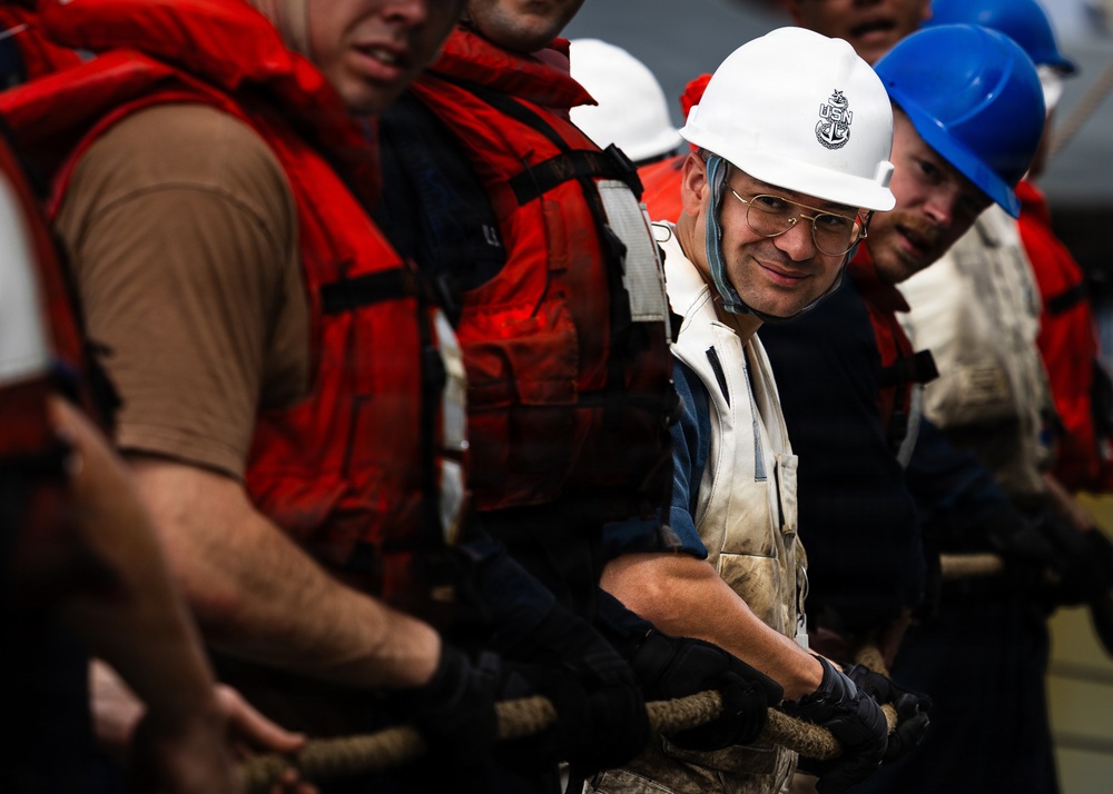 Replenishment-at-sea Aboard USS Ross (DDG 71)