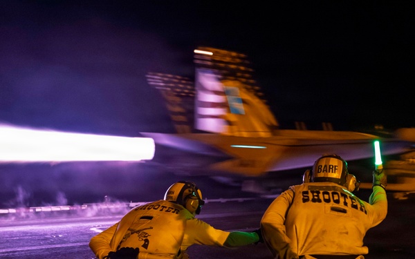 USS George H.W. Bush Conducts Night Flight Ops