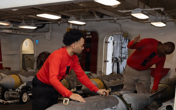 USS George H.W. Bush Conducts Night Flight Ops