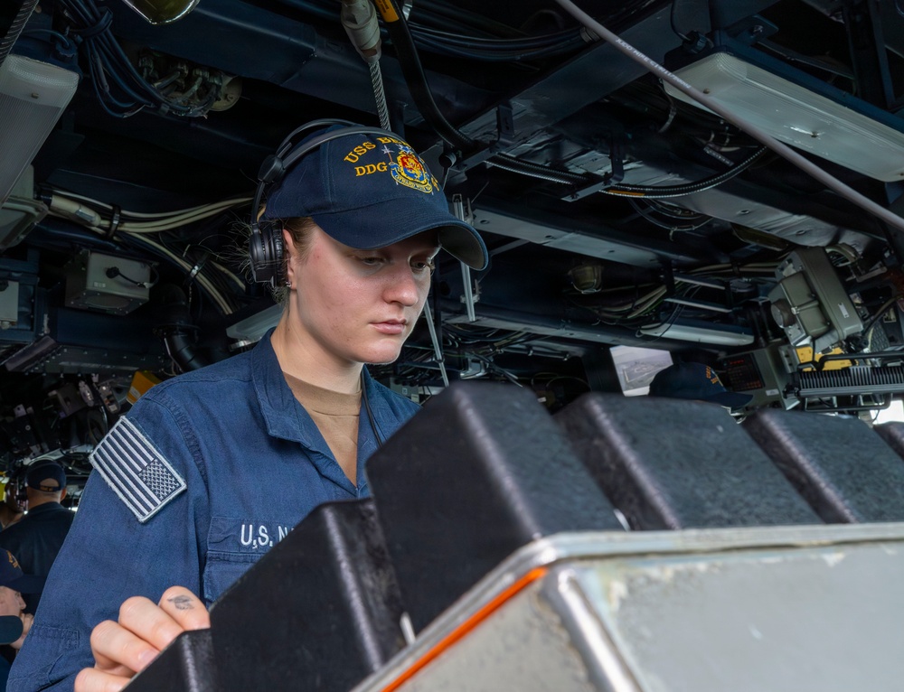 USS Benfold Conducts Routine Operations