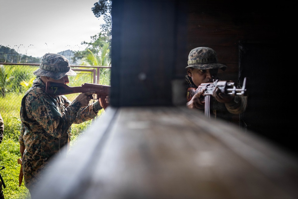 LCF-24: V32 Training with Panamanian SENAFRONT
