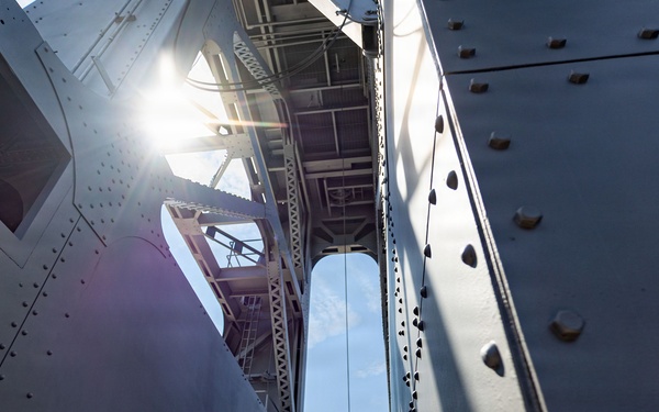 A Tale of Two Cranes: Pittsburgh District Rehabilitates 1942-Era Flood Mitigation Machinery