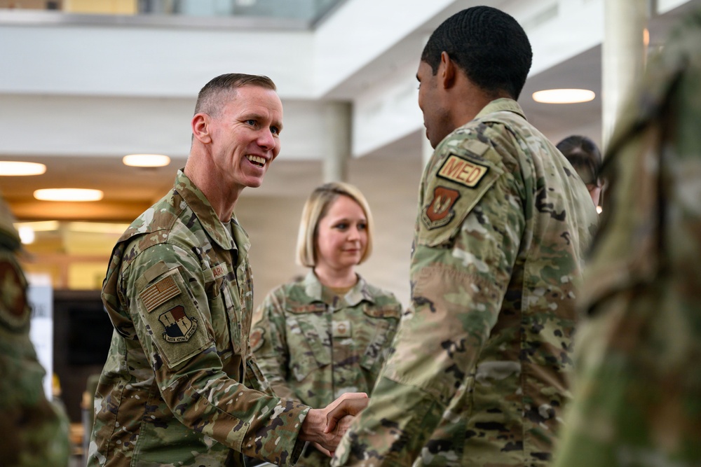 Spangdahlem Air Base command chief tours 52nd Medical Group facilities