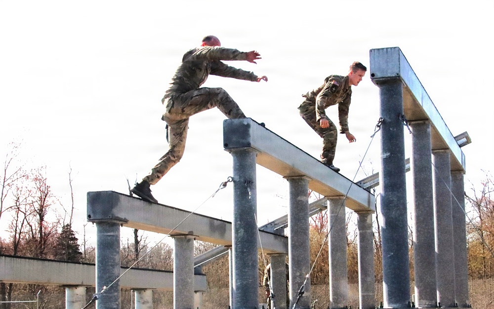 U.S. CIOR MILITARY COMPETITION TEAM STEPS OF BEAMS TRAINING AT JB MDL